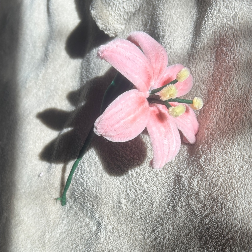 Pink Lily Pipe Cleaner (customizable color)